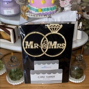 Gold Mr & Mrs Cake Topper